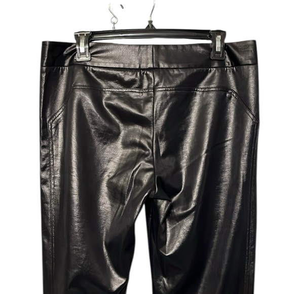 DVF Diane Von Furstenberg size 10 Black shiny dress pants with stretch - Picture 13 of 13